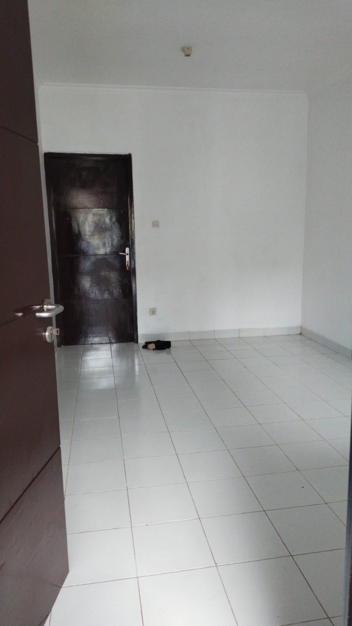 Rumah Dijual di Cluster Catalina Gading Serpong Tangerang